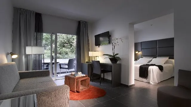 Fiesta Cala Llonga Hotel Ibiza photo 2