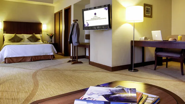 Super 8 by Wyndham Denver Central photo 5