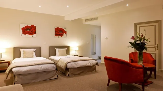 Hotel Qualys Axotel Perrache Lyon photo 3