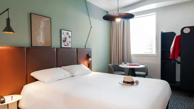 Ibis Lausanne Centre photo 7