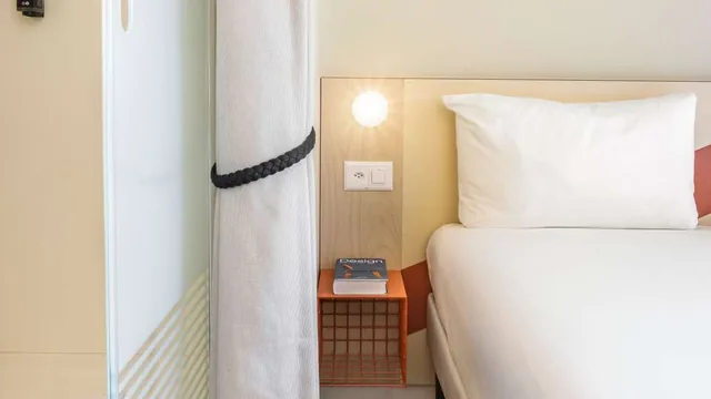 NH Plaza de Armas Hotel Seville photo 4