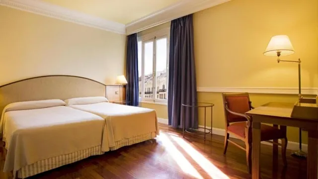 NH Collection Gran Hotel photo 1