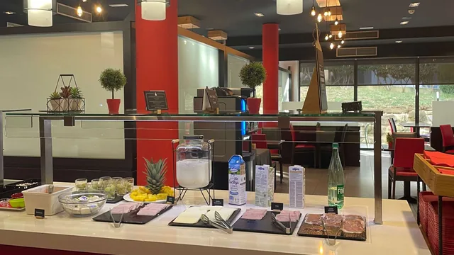 Ibis budget Girona Costa Brava photo 8