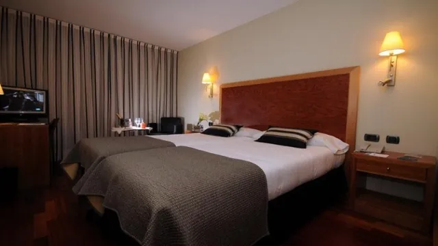 NH Sport Express Hotel Zaragoza photo 3