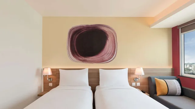 Ibis Mumbai BKC photo 2