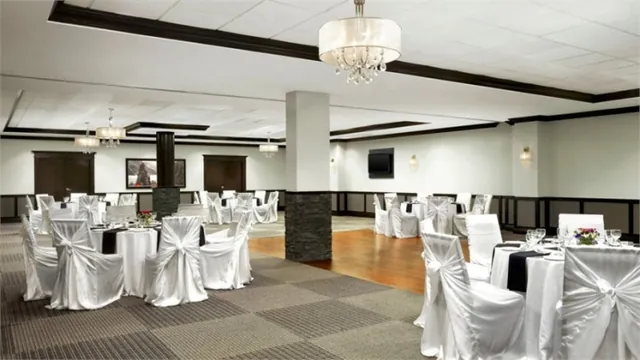 Super 8 by Wyndham Fort Frances photo 3