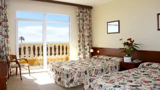Super 8 by Wyndham Fort Saskatchewan