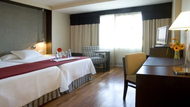 NH Canciller Ayala Hotel Vitória photo 2