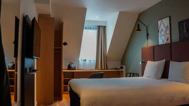 Super 8 by Wyndham Fremont NE photo 8