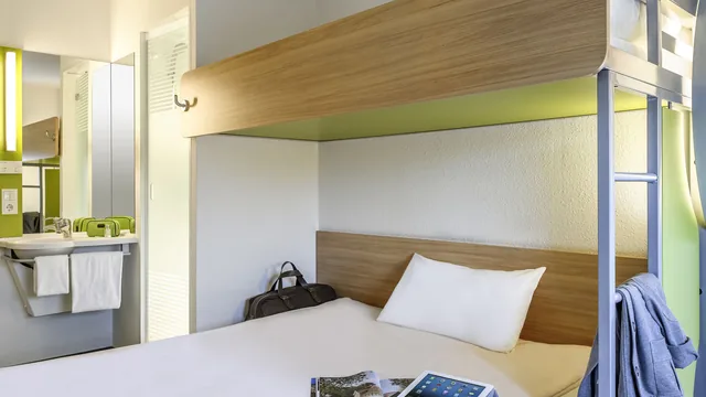 Ibis budget Châteaudun photo 1
