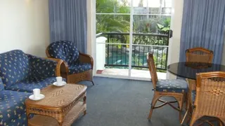 Villa Vaucluse Apartments Cairns