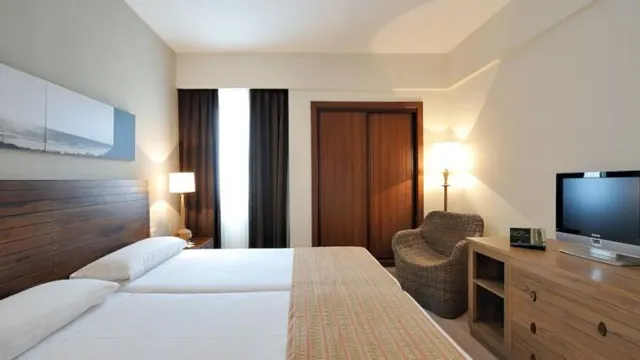 Vincci Costa Golf Hotel Cadiz photo 2