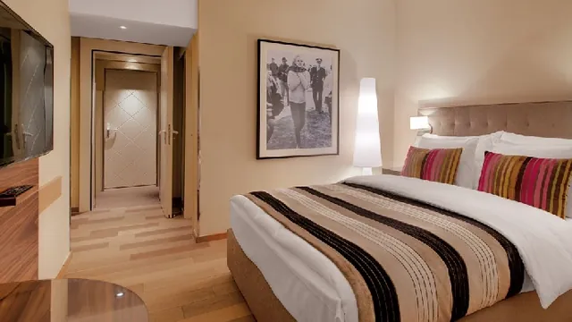 Ibis Arles photo 3
