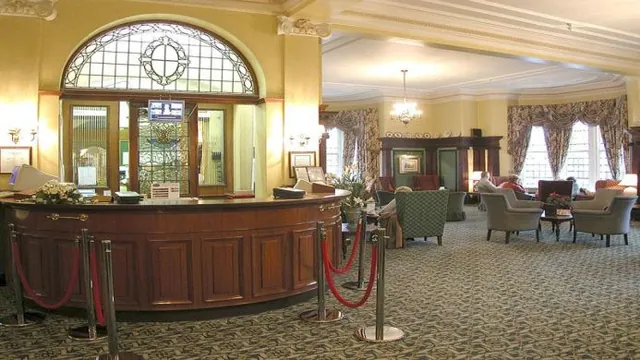 Prince of Wales Hotel Southport photo 2