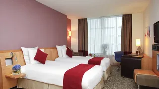 Super 8 by Wyndham Hampshire IL
