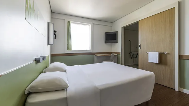Ibis budget Manaus photo 1