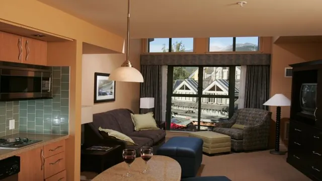 Super 8 by Wyndham High River AB photo 2