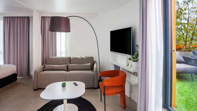 TRH La Motilla Hotel Seville photo 3