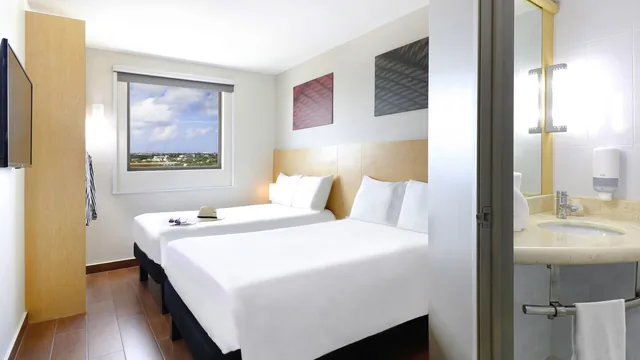 Ibis Cancun Centro photo 3