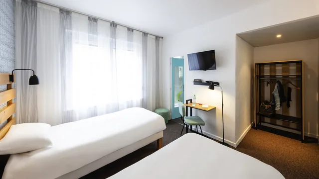 Ibis Styles Calais Centre photo 9