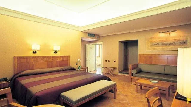 Forum Hotel Pompei photo 6