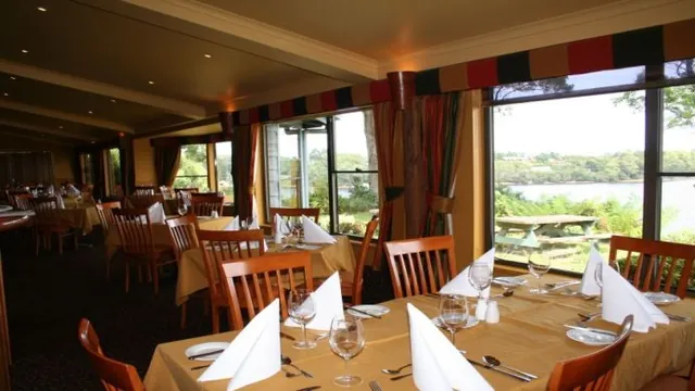 Strahan Village (The) photo 6