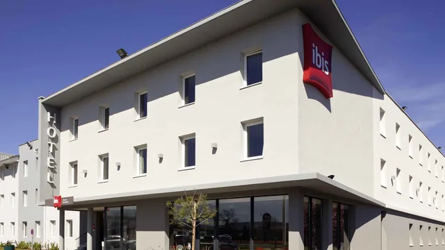 Ibis Clermont-Ferrand Nord Riom photo 6