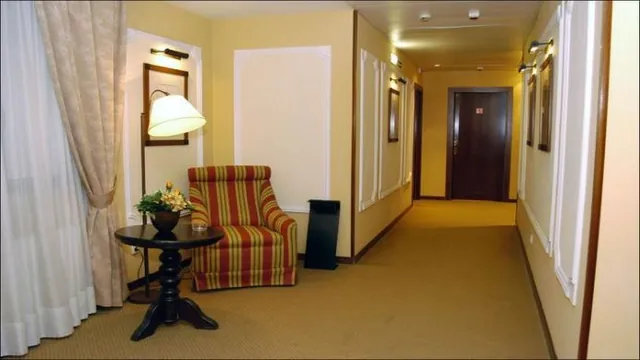 Oriente Hotel Zaragoza photo 2