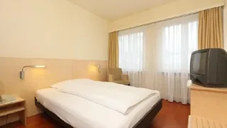 La Quinta Inn & Suites by Wyndham Salt Lake City Airport