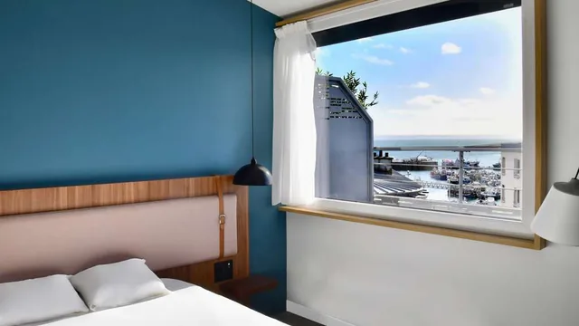 Ibis Styles Brest Centre Port photo 3