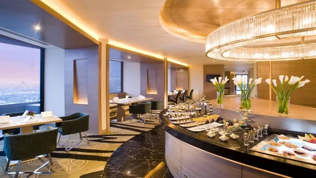 Centara Grand at Central Plaza Ladprao Hotel Bangkok photo 2