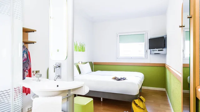 Ibis budget Saint-Quentin Centre Gare photo 5
