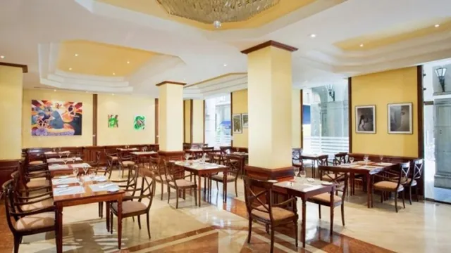 Adria Hotel Prague photo 6