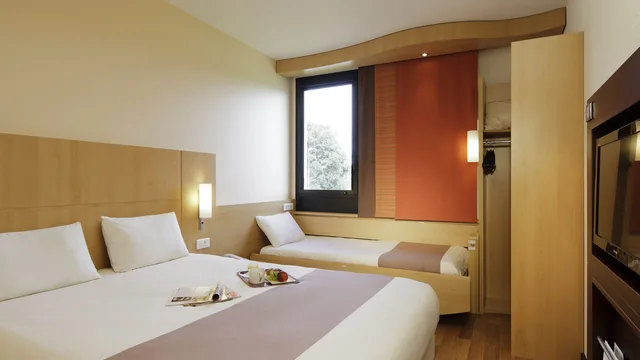 Ibis Guingamp - Coeur de Bretagne photo 1