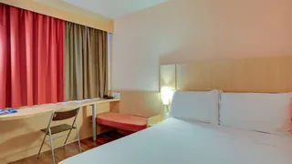 Ibis Vitória Praia de Camburi