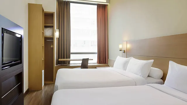 Ibis Singapore Novena photo 12