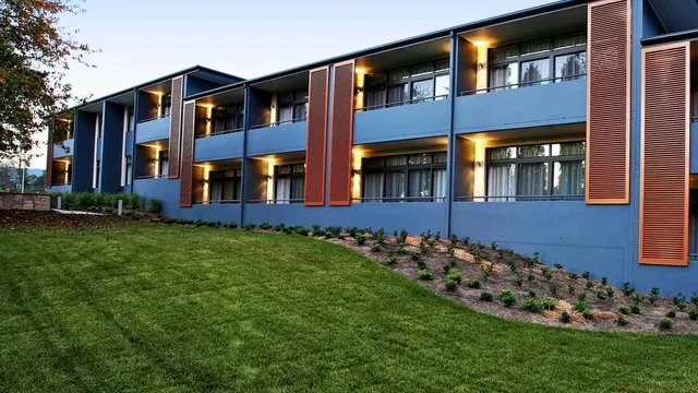 Super 8 by Wyndham Midland photo 8