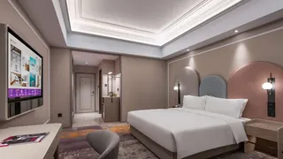 Super 8 by Wyndham Montreal