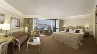 Les Suites at the Cliff Bay