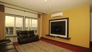 Super 8 by Wyndham Oceanside Downtown