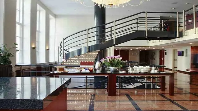 Super 8 by Wyndham Odessa TX photo 3