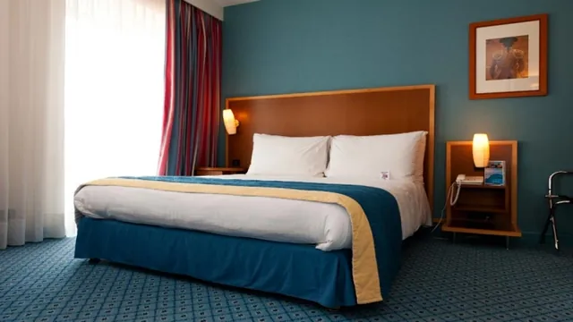 Super 8 by Wyndham Pembroke photo 3