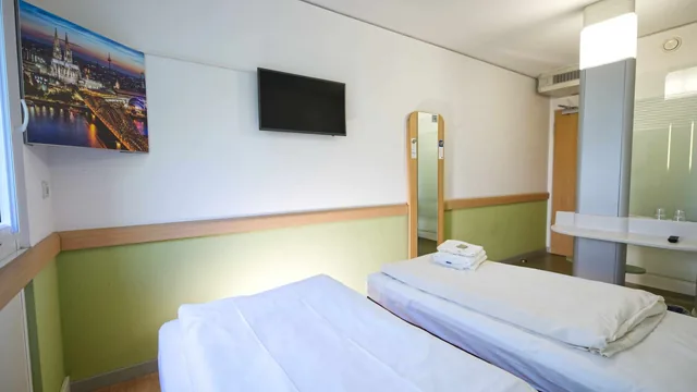 Hesperia Peregrino Hotel Santiago De Compostela photo 9