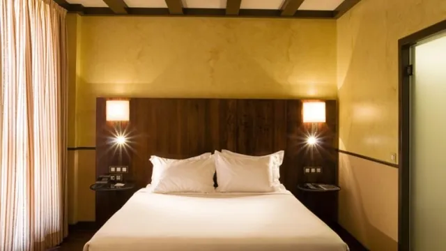 AC Palacio Del Carmen Autograph Collection Hotel Santiago De Compostela photo 4
