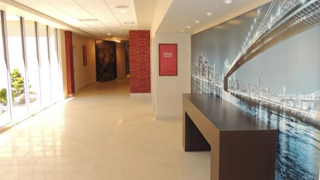 Ramada Plaza Hotel San Diego photo 1