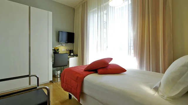Mercure Milano Solari photo 2