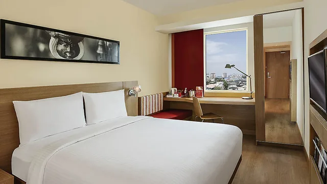 Ibis Kochi City Centre photo 3