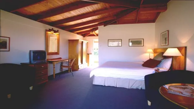 Mercure Resort Hunter Valley Gardens Tennis Court photo 2