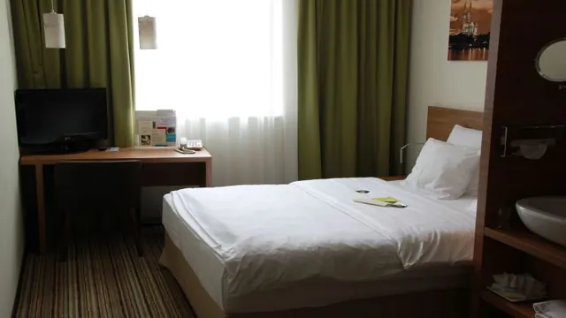 Super 8 by Wyndham St-Jerome photo 3