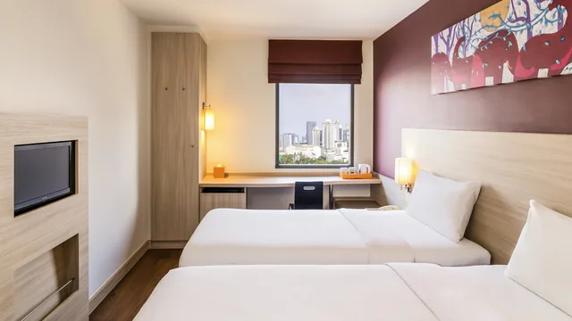 Ibis Bangkok Siam photo 2